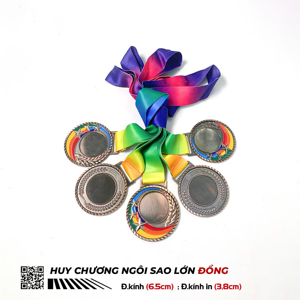 Huy_chuong_Ngoi_sao_lon_iWin_Đong